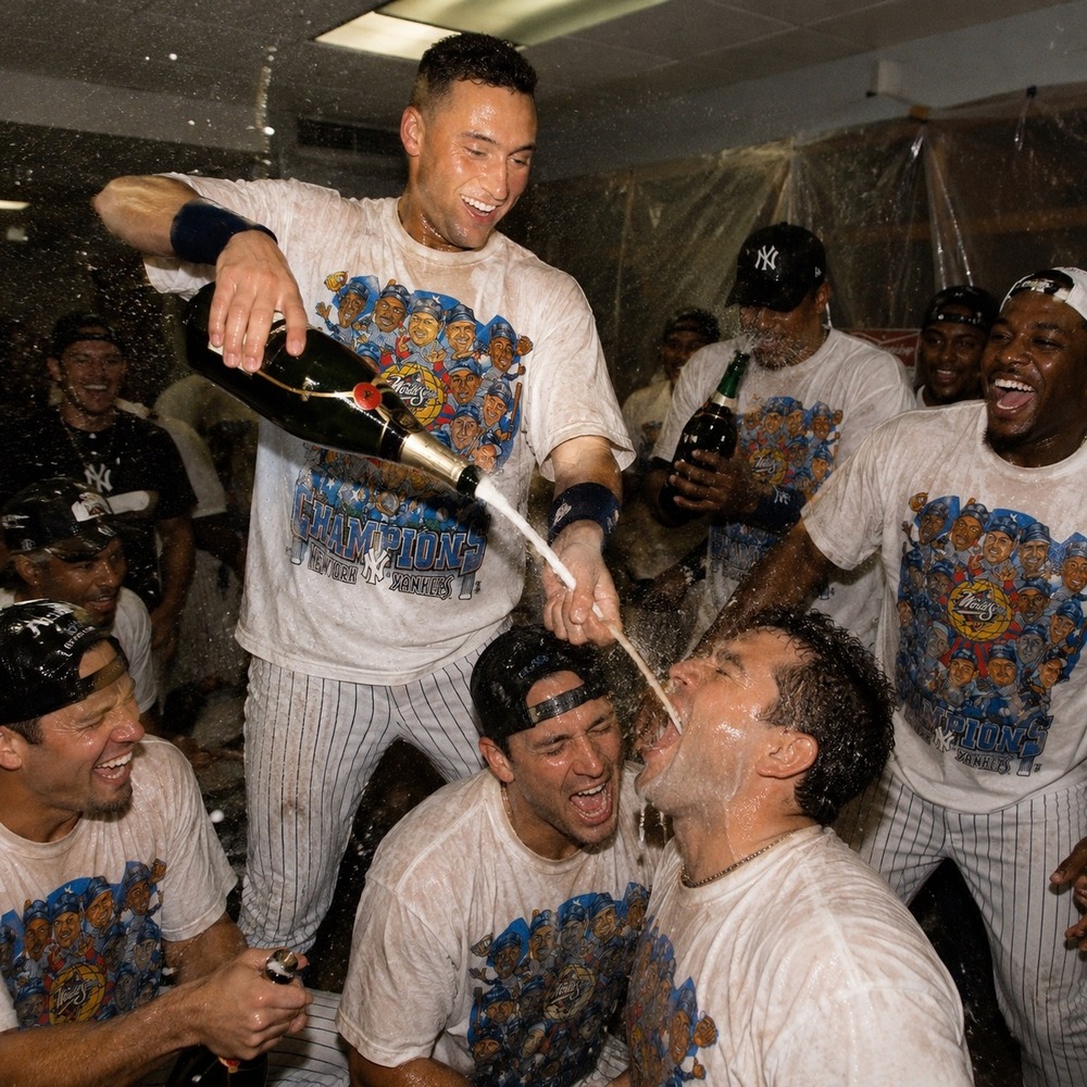 Pro Player 1998 New York Yankees Caricature World Series Champions T-Shirt NWOT